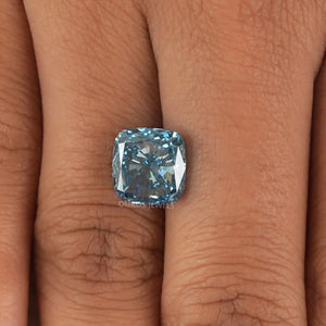 Blue cushion cut diamond in 5 CT