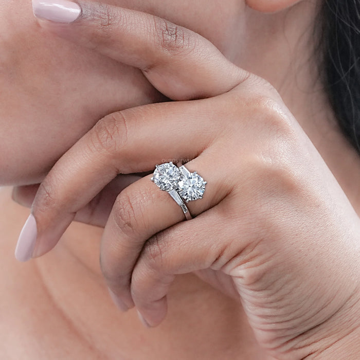 Round Lab Diamond Toi Et Moi Anniversary Ring