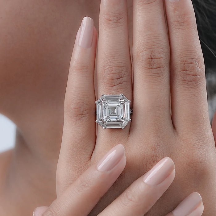 Asscher-Cut-Diamond-With-Halo-Setting
