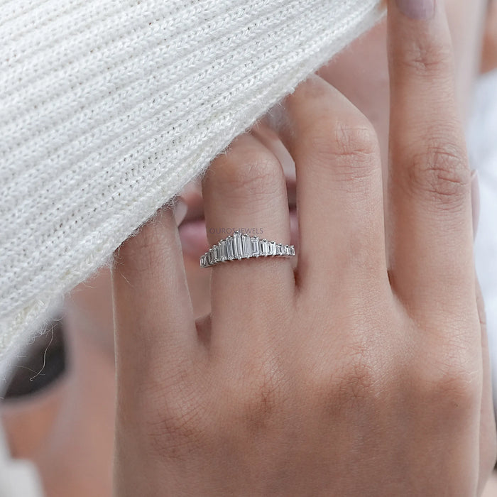 Baguette Cut Diamond Wedding Band