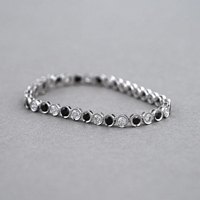 Alternative Bezel Set Round Cut Black Diamond Bracelet