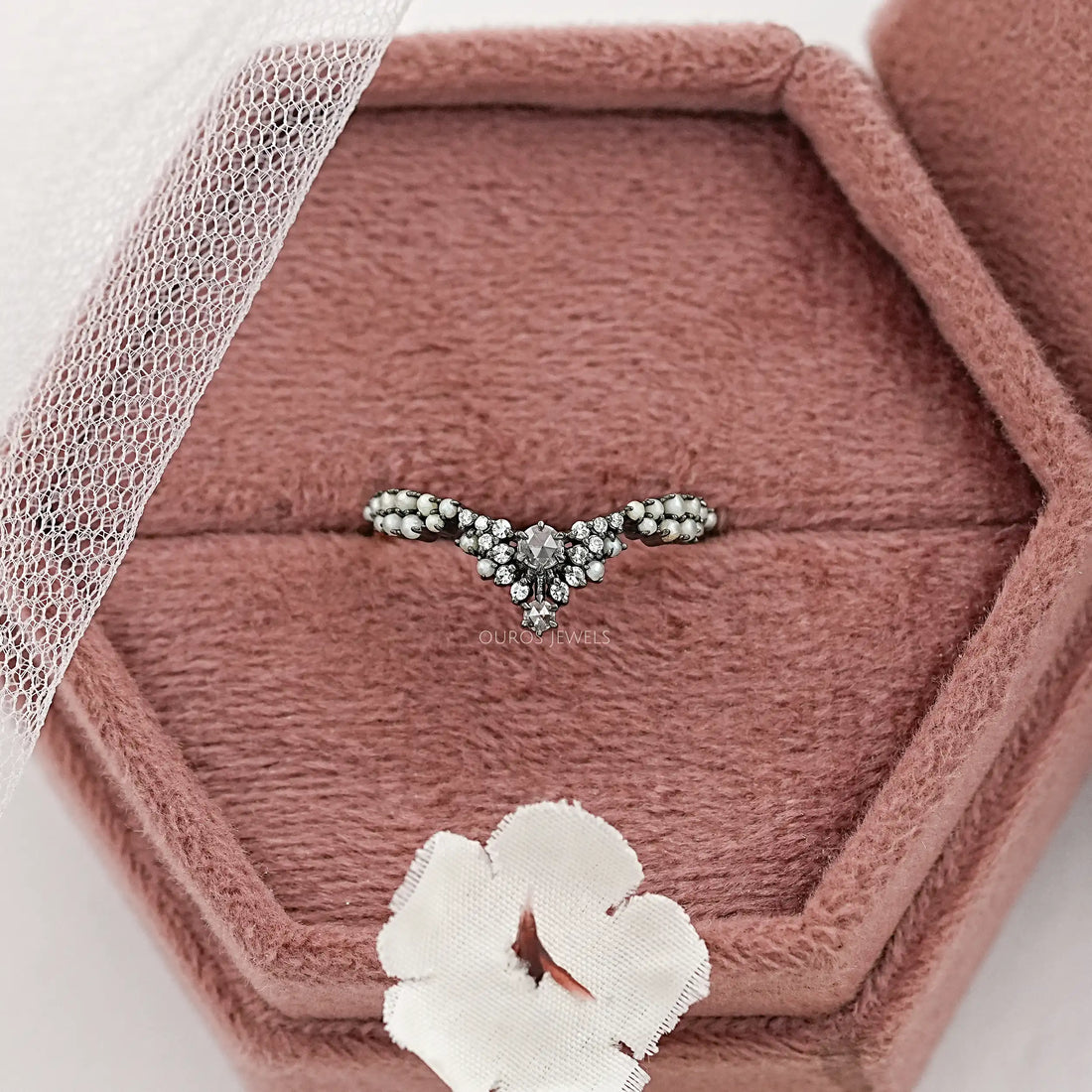 Rose Cut Round Diamond Cluster Curved Ring Ring
