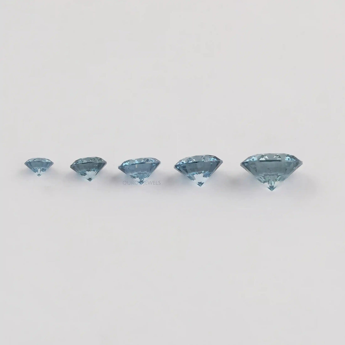 Colored Blue Round Cut Lab Diamond