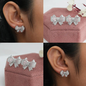 College image of Bow Shaped Round Stud Diamond Earrings.