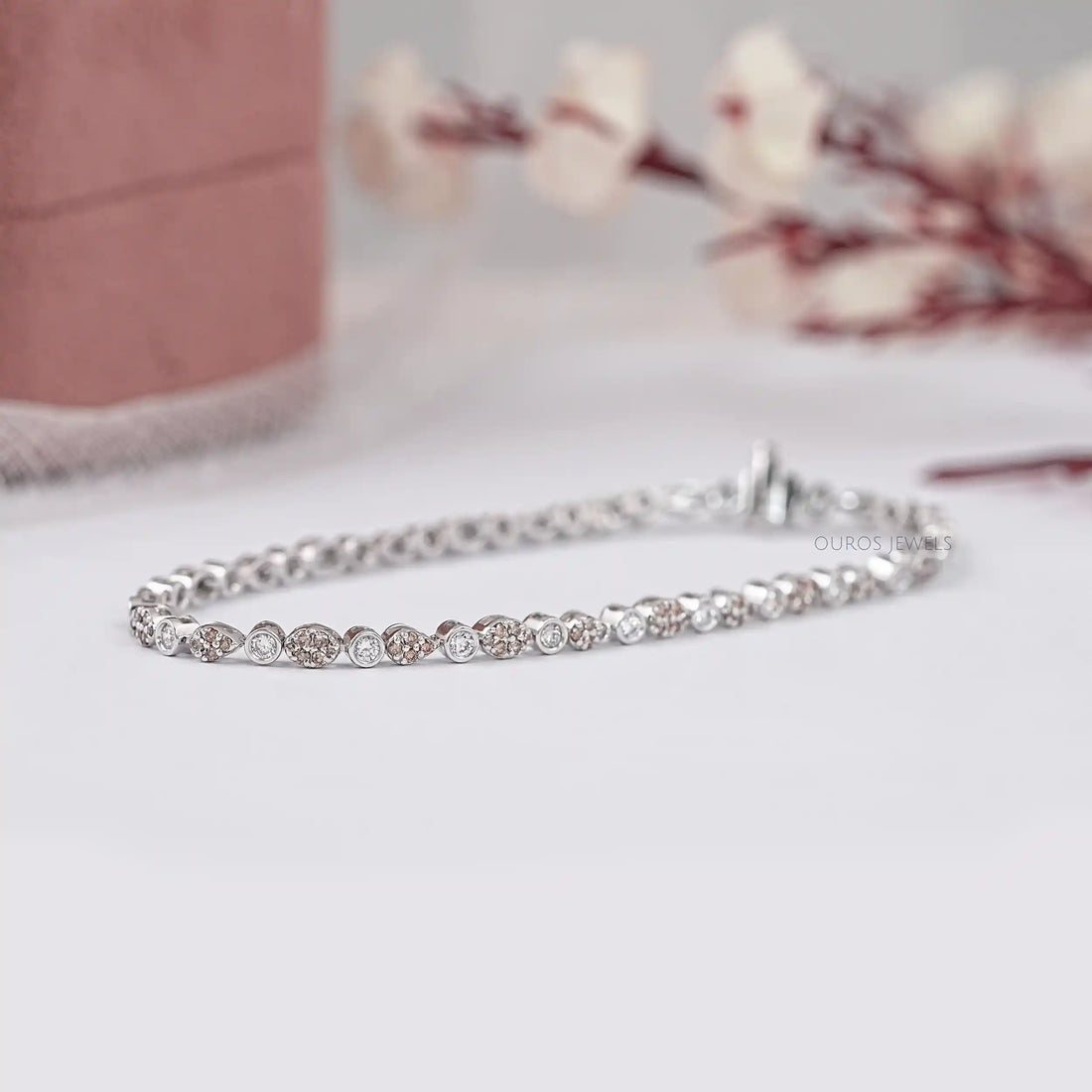 Chocolate Round Cluster Diamond Bracelet Bracelet