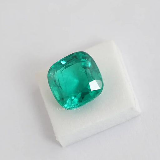 IGI Certified  Cushion Shape Colombian Emerald Gemstone