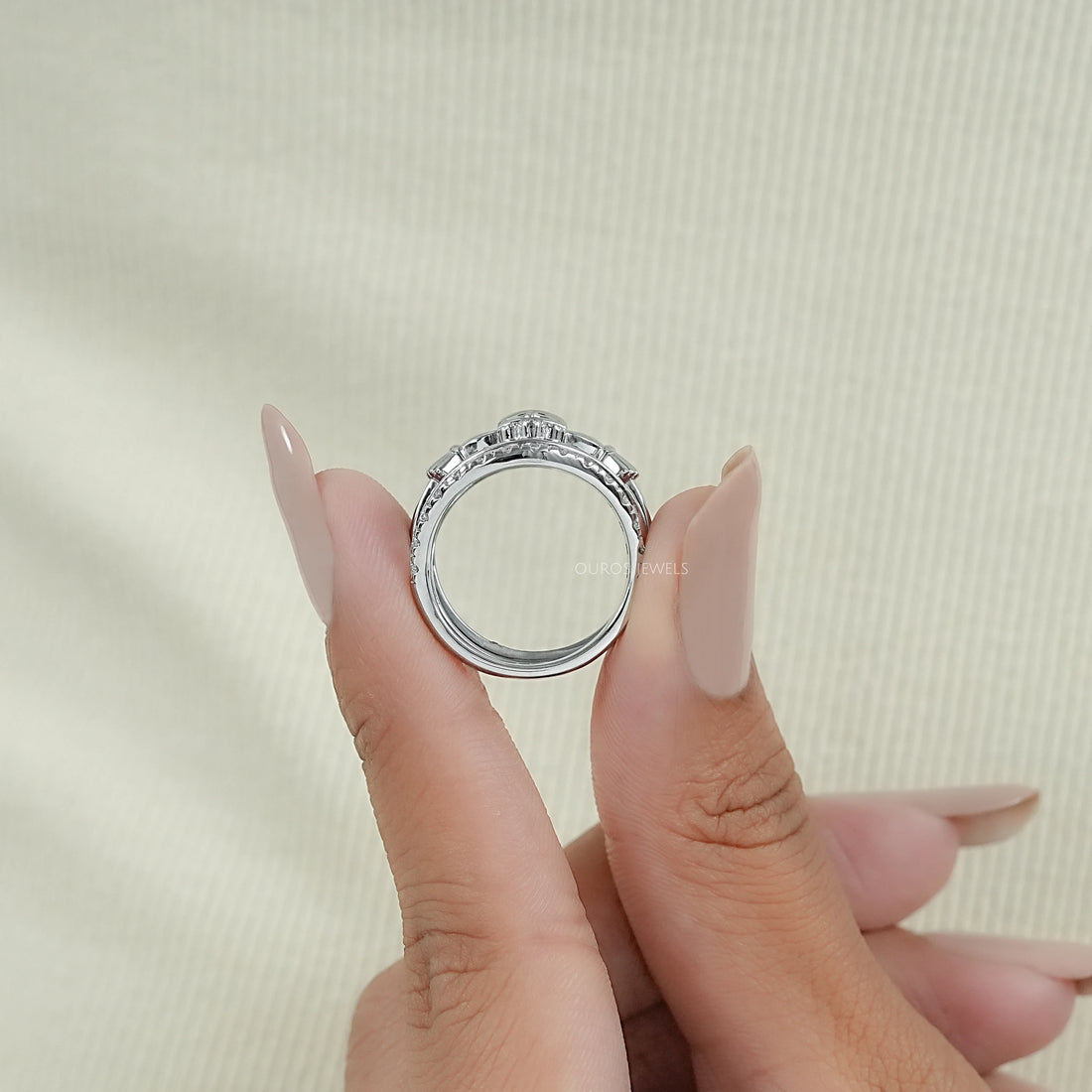 Heart Shape Crown Hands Lab Diamond Ring Set Ring