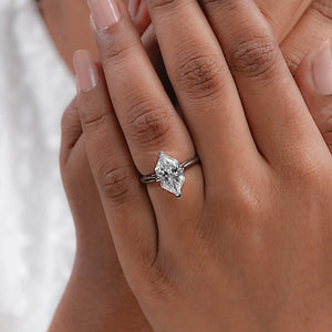 VS clarity marquise cut solitaire diamond ring