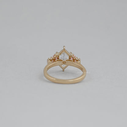 Dutch Marquise Diamond Ring With Baguette