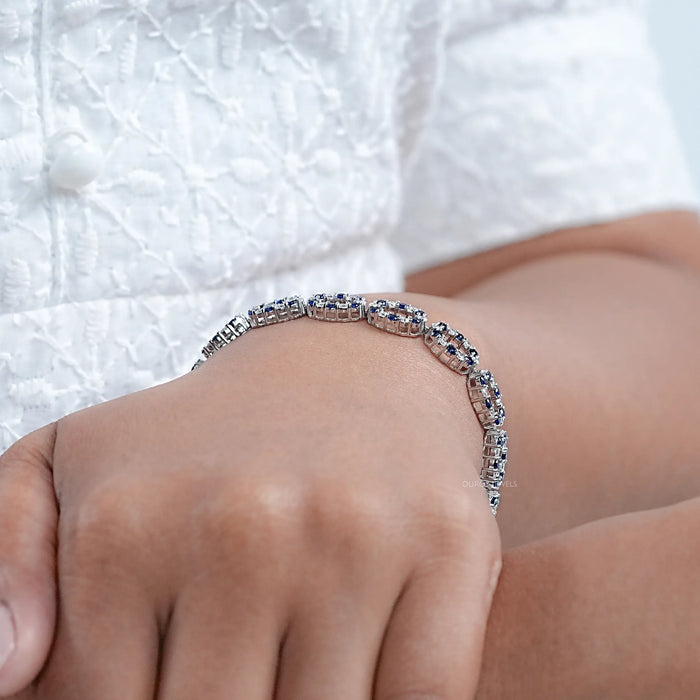 Elegant Blue Sapphire and Diamond Bracelet