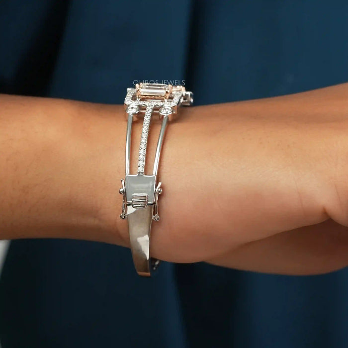 [Side View of Emerald and Princess Diamond Bangle on women hand]-[Ouros Jewels]