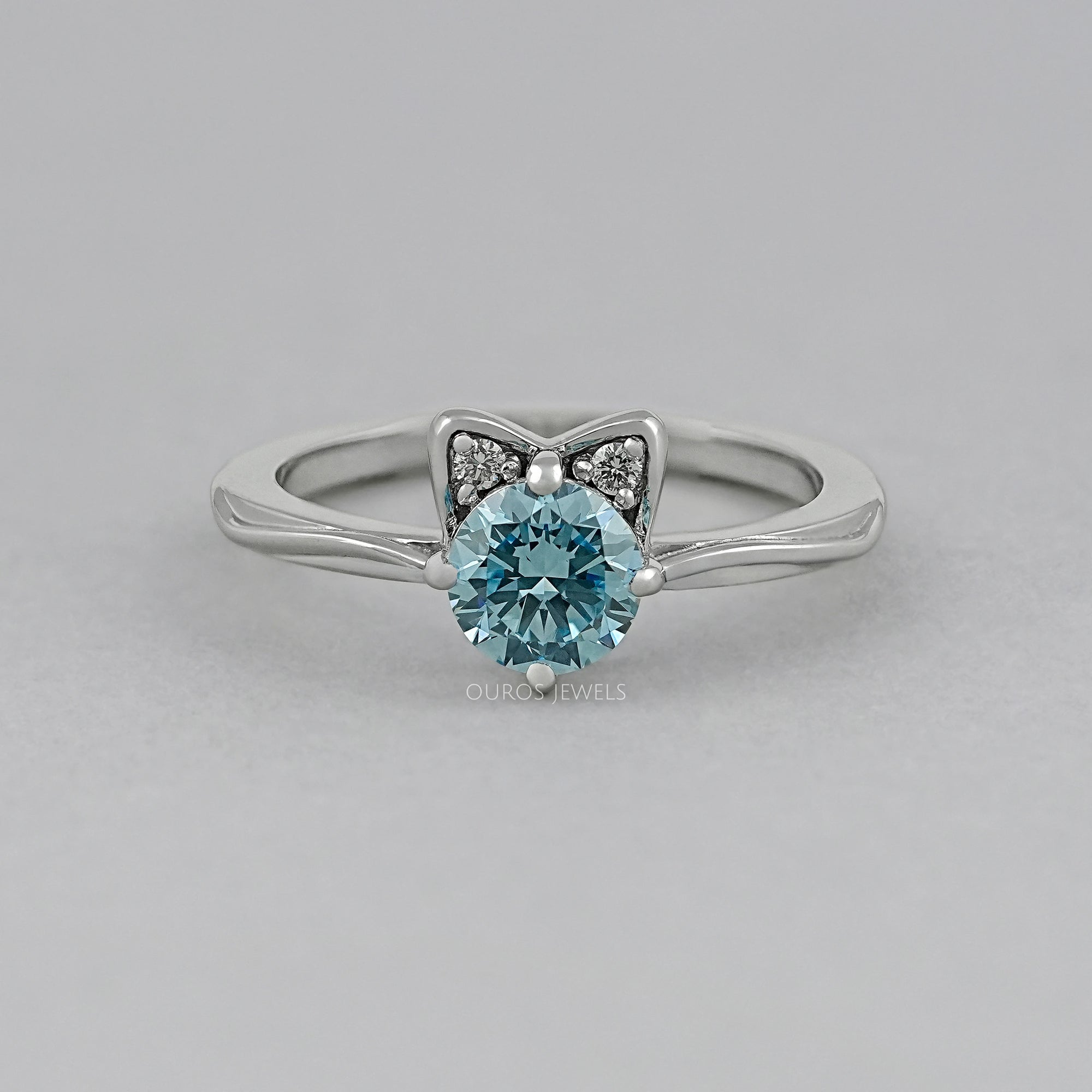 Fancy Blue Round Diamond Cat Ring Ring