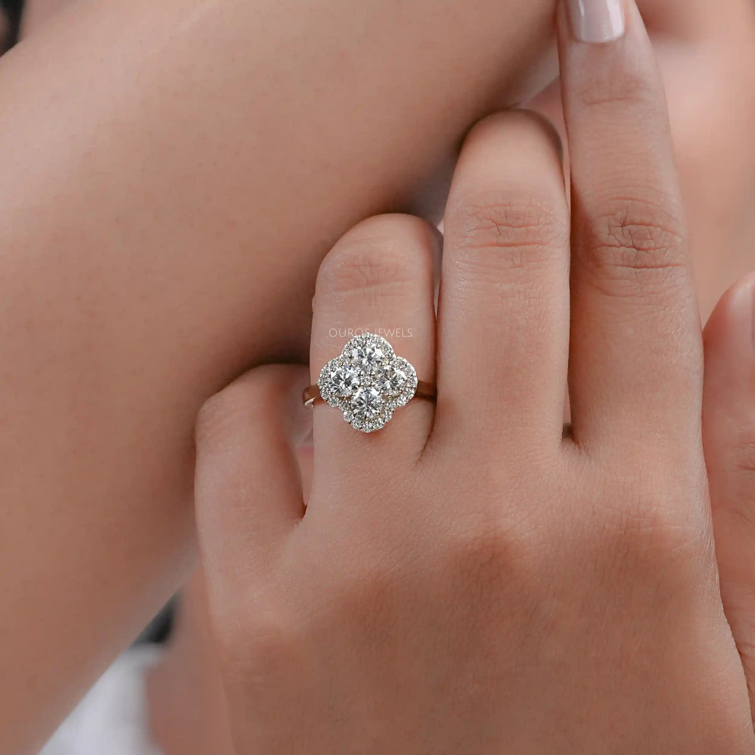 Halo Flower Shape Round Lab Diamond Anniversary Ring Ring
