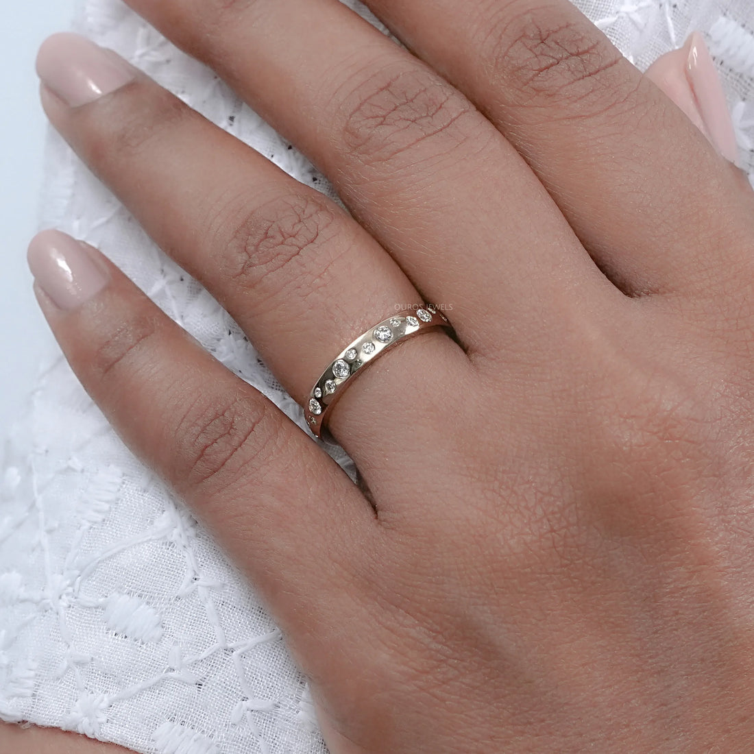 Round Lab Diamond Flush Set Wedding Band