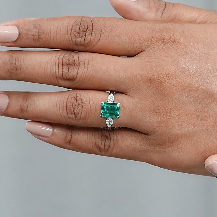 Three Stone Green Emerald Engagement Ring