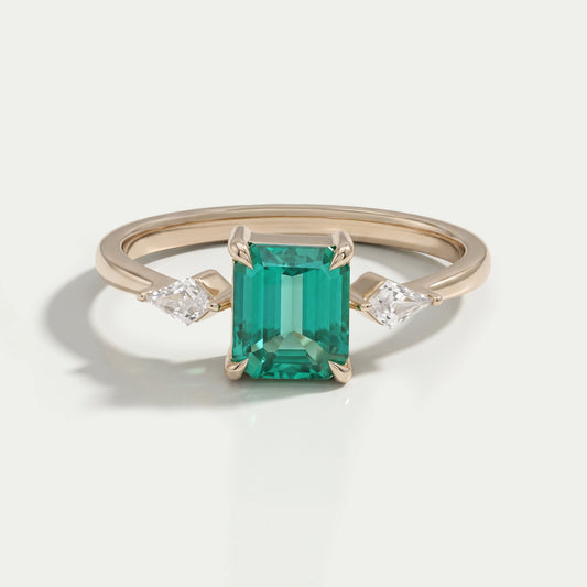 Emerald Gemstone And Kite Cut Three Stone Engagement Ring Rings