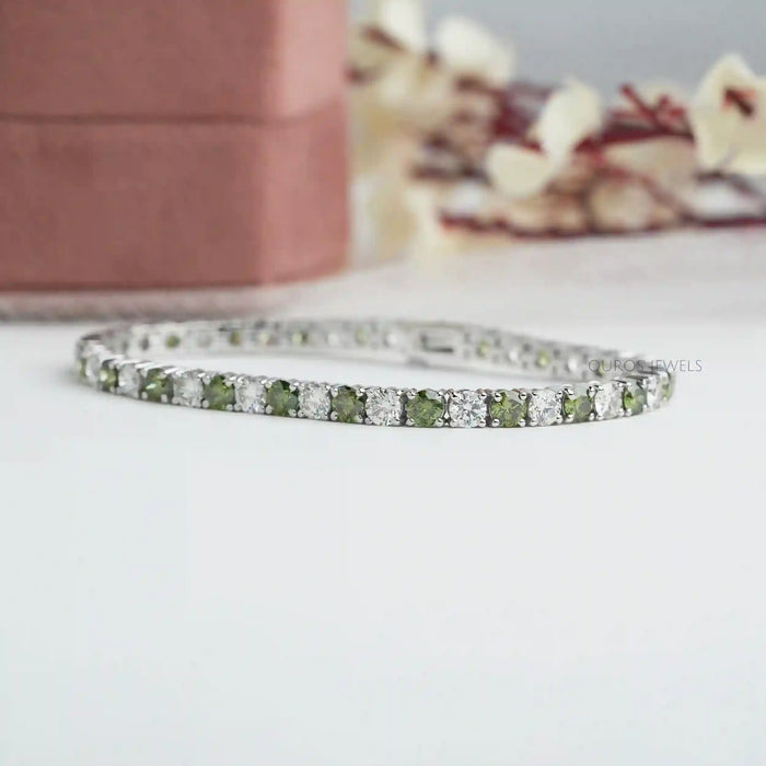 Round Cut Diamond Tennis Bracelet With 3.80 MM