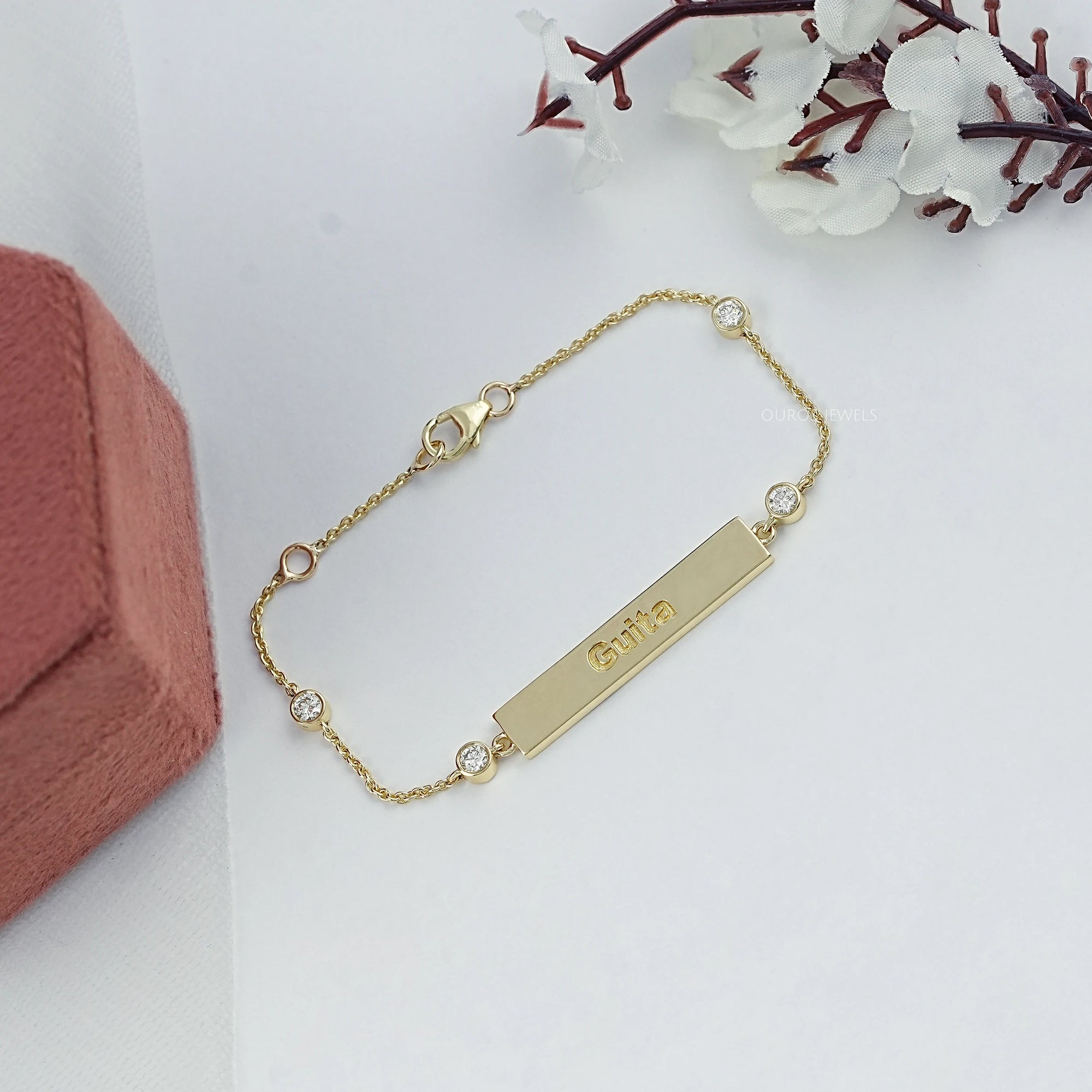 Guita Customize Bar Chain Bracelet Bracelet