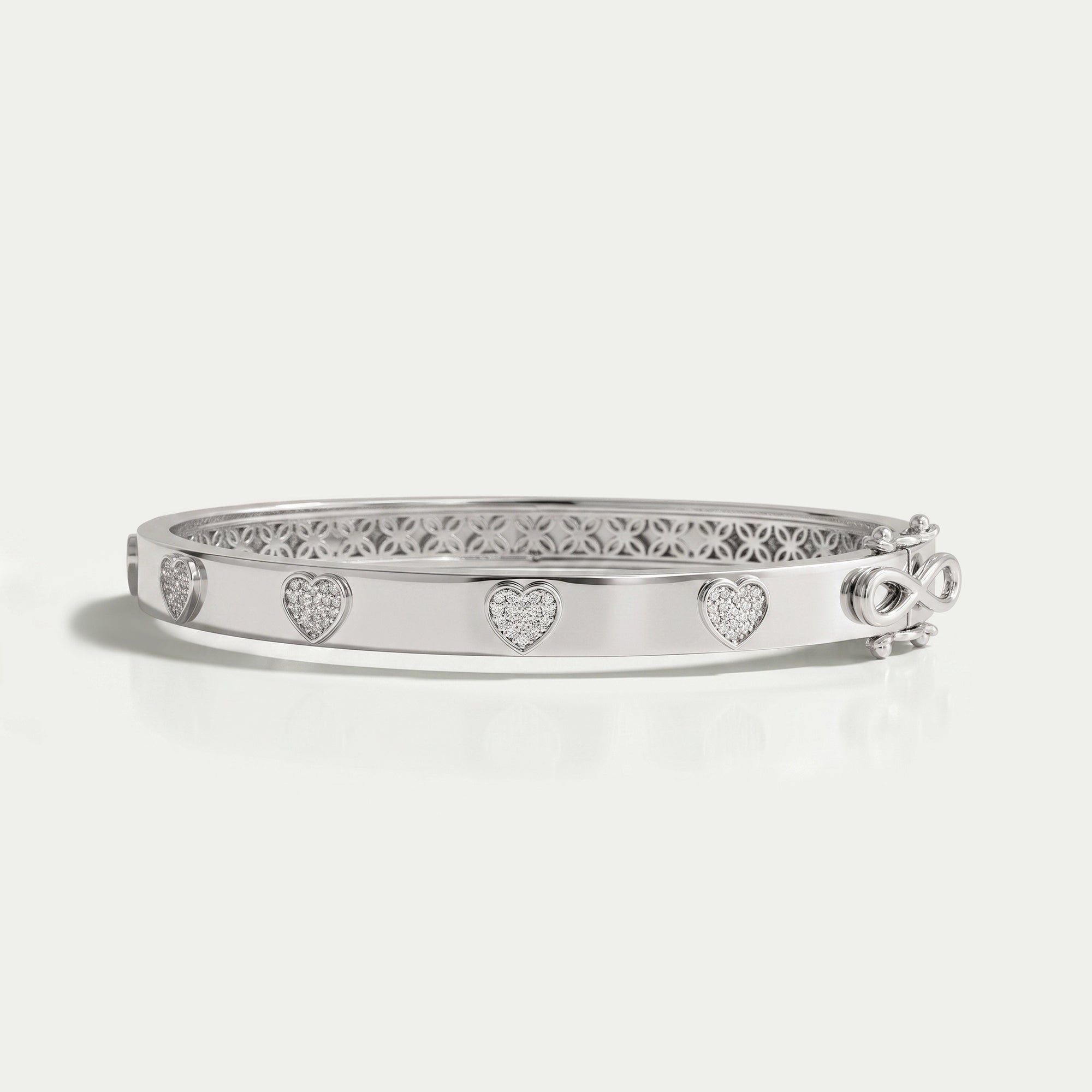 Heart Shape Round Cut Lab Grown Diamond Bangle