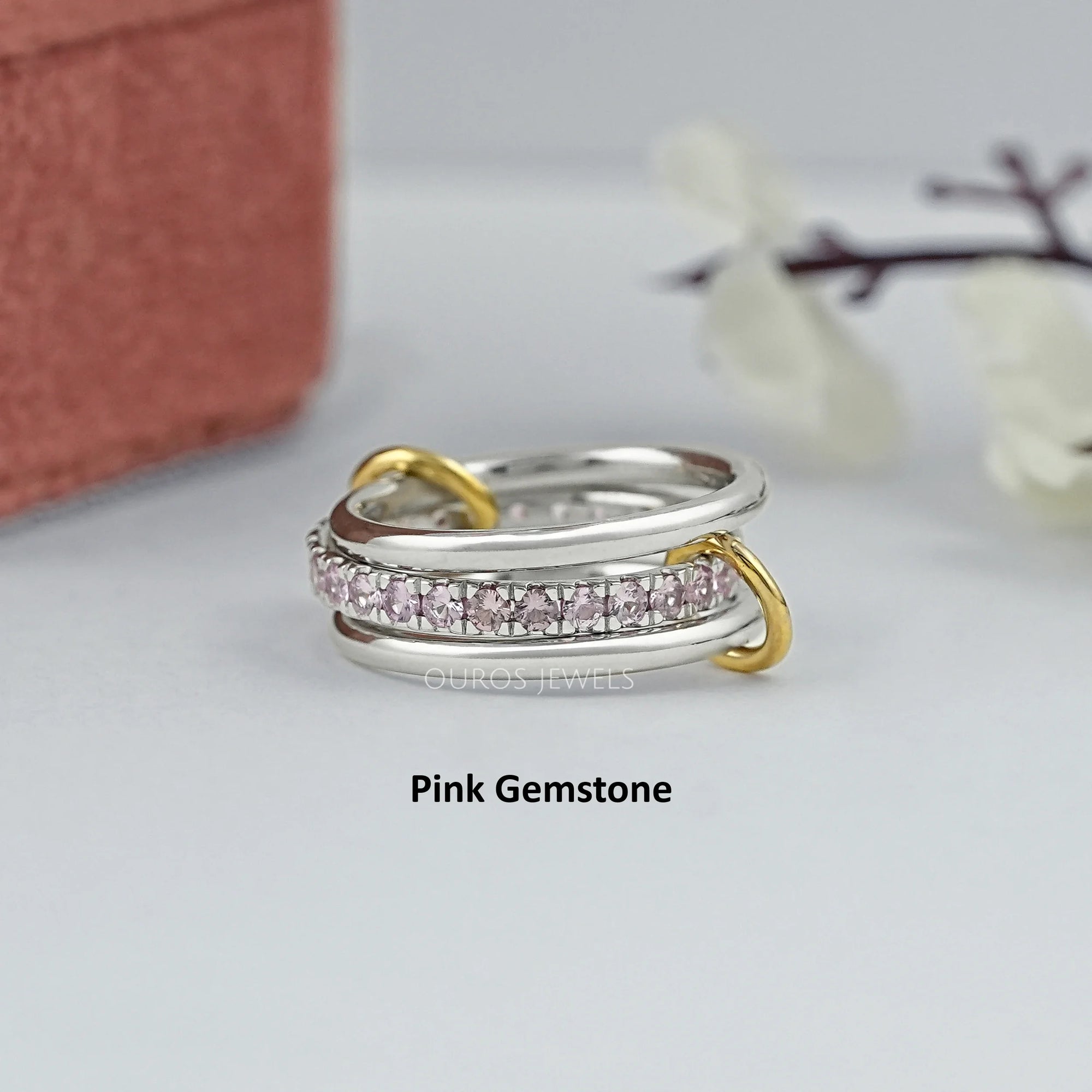 Interlink Round Lab Diamond Band Ring