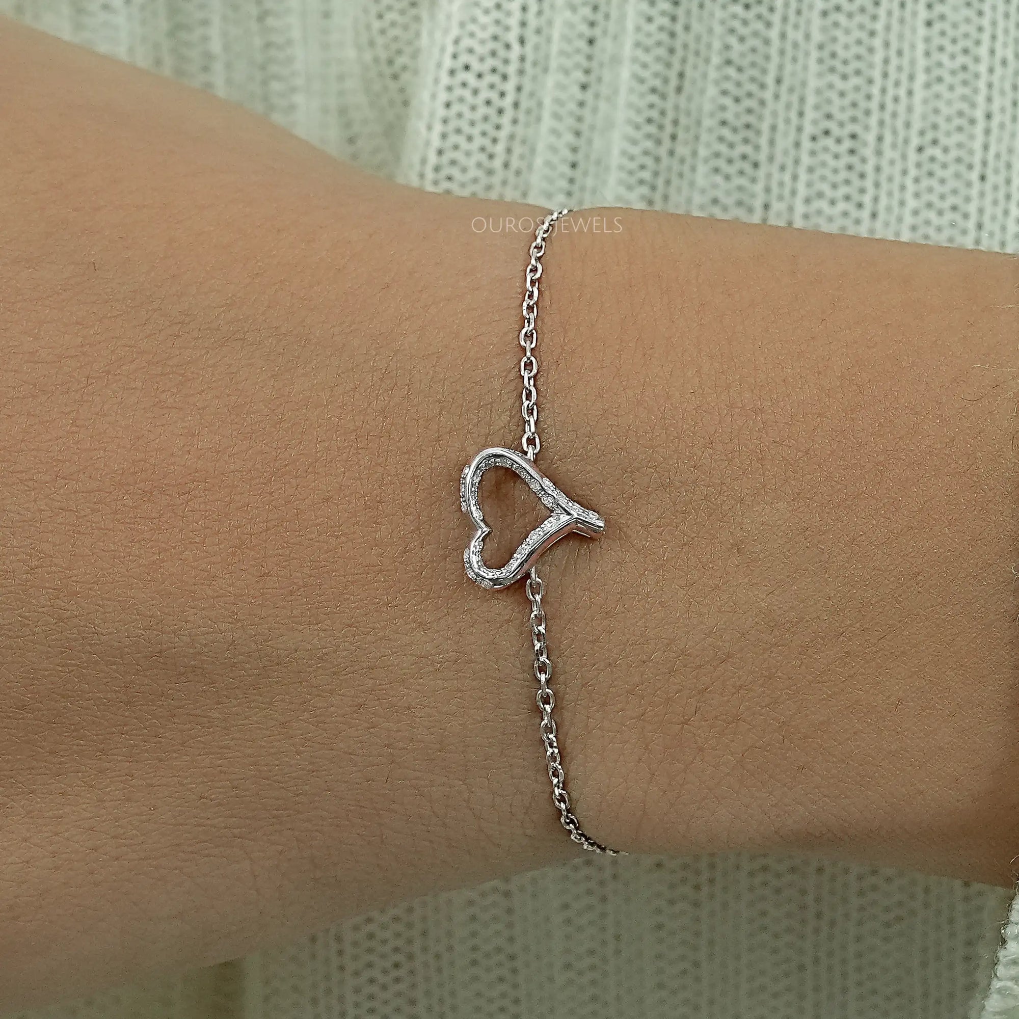 Open Heart Shape Round Diamond Chain Bracelet Bracelet