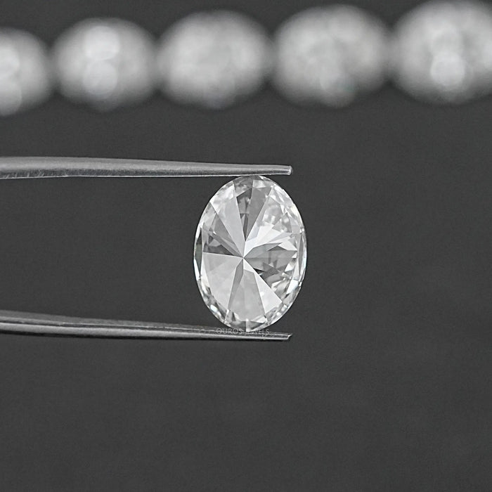 Oval Cut Lab Grown Diamond With  IGI Certified 