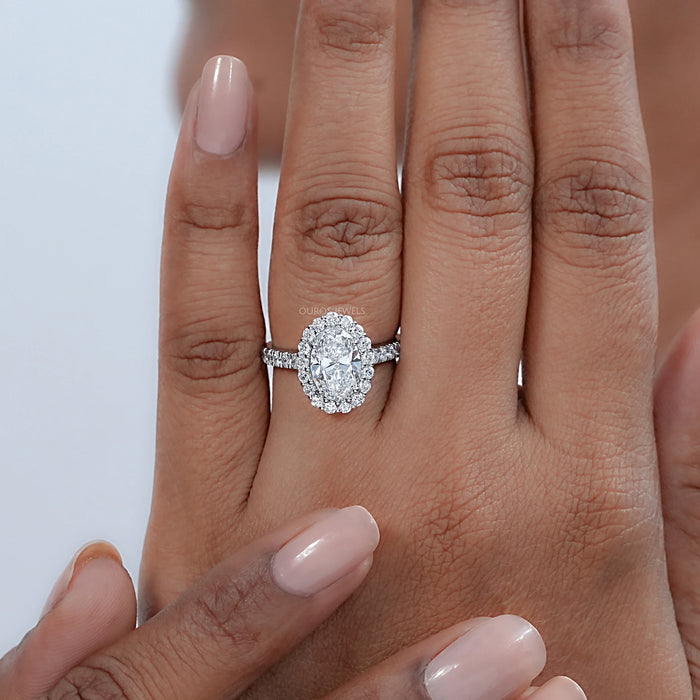 Oval Cut Halo Diamond Engagement Ring