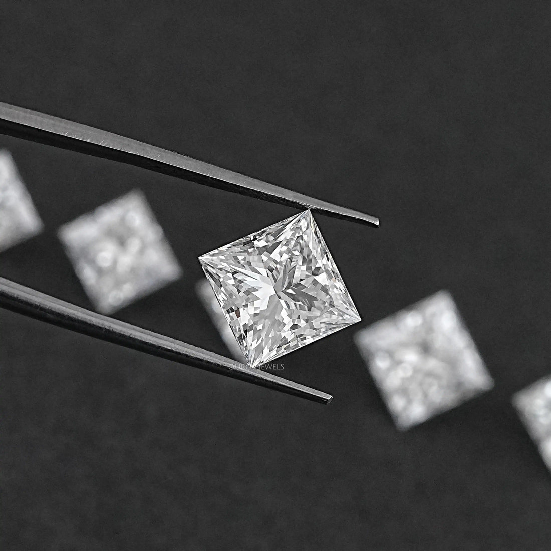 Cerified Princess Cut Lab Grown Diamond