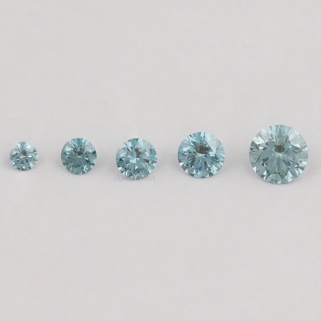 Colored Blue Round Cut Lab Diamond