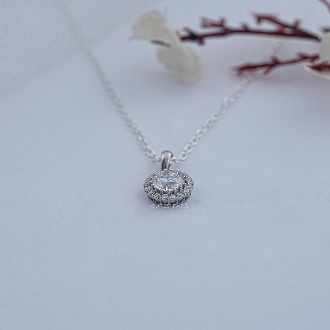 OEC Round Cut Halo Diamond Pendant Necklaces