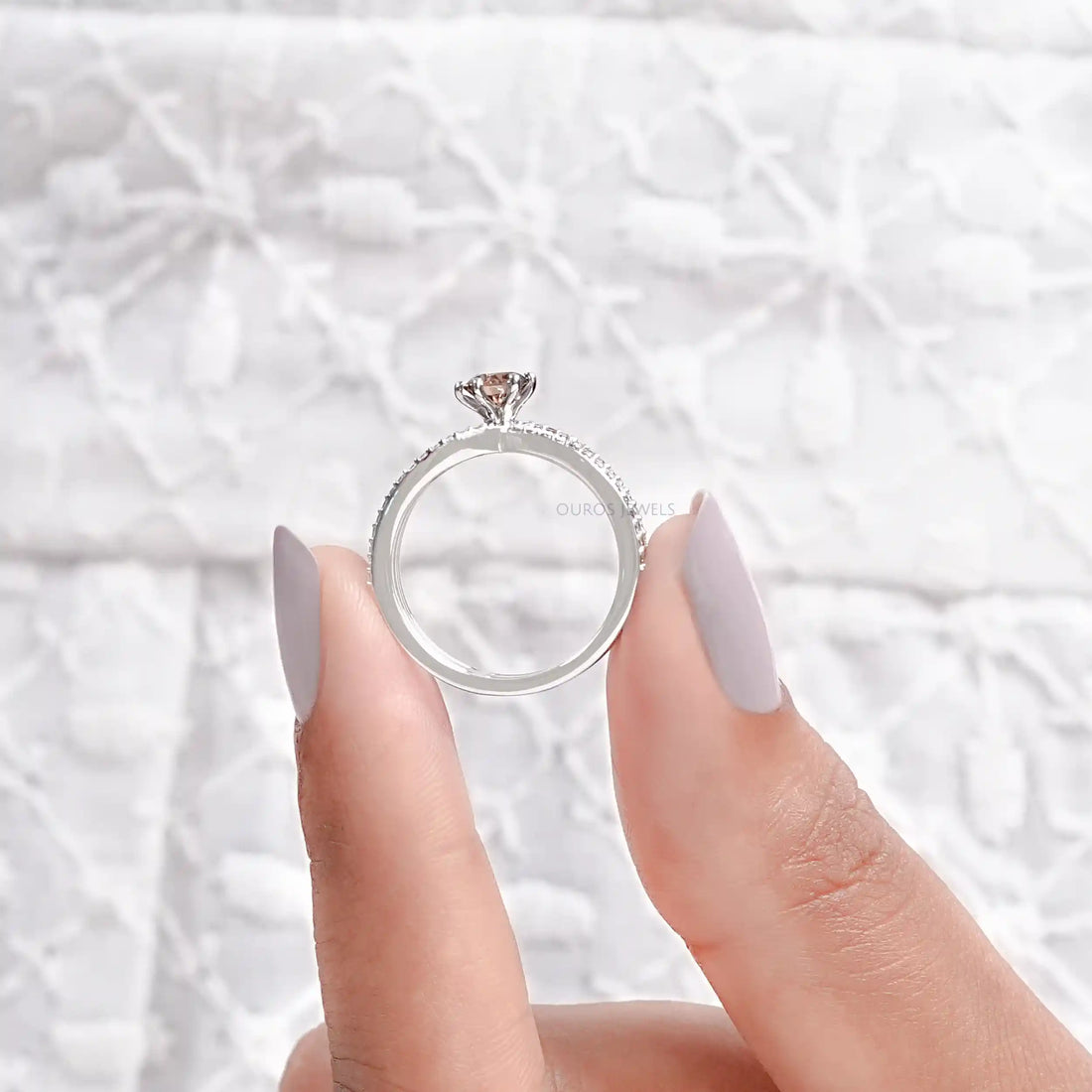 Brown Round Diamond Crossover Wedding Ring Ring