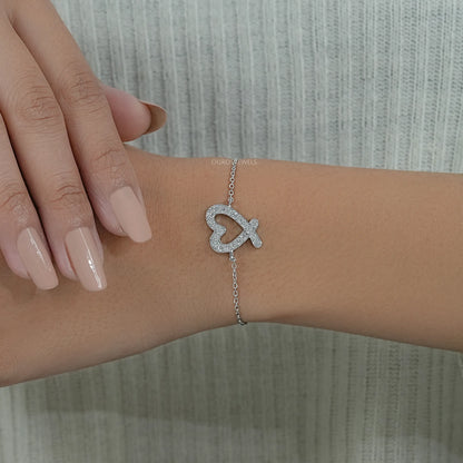 Round Diamond Open Heart Bracelet Bracelet