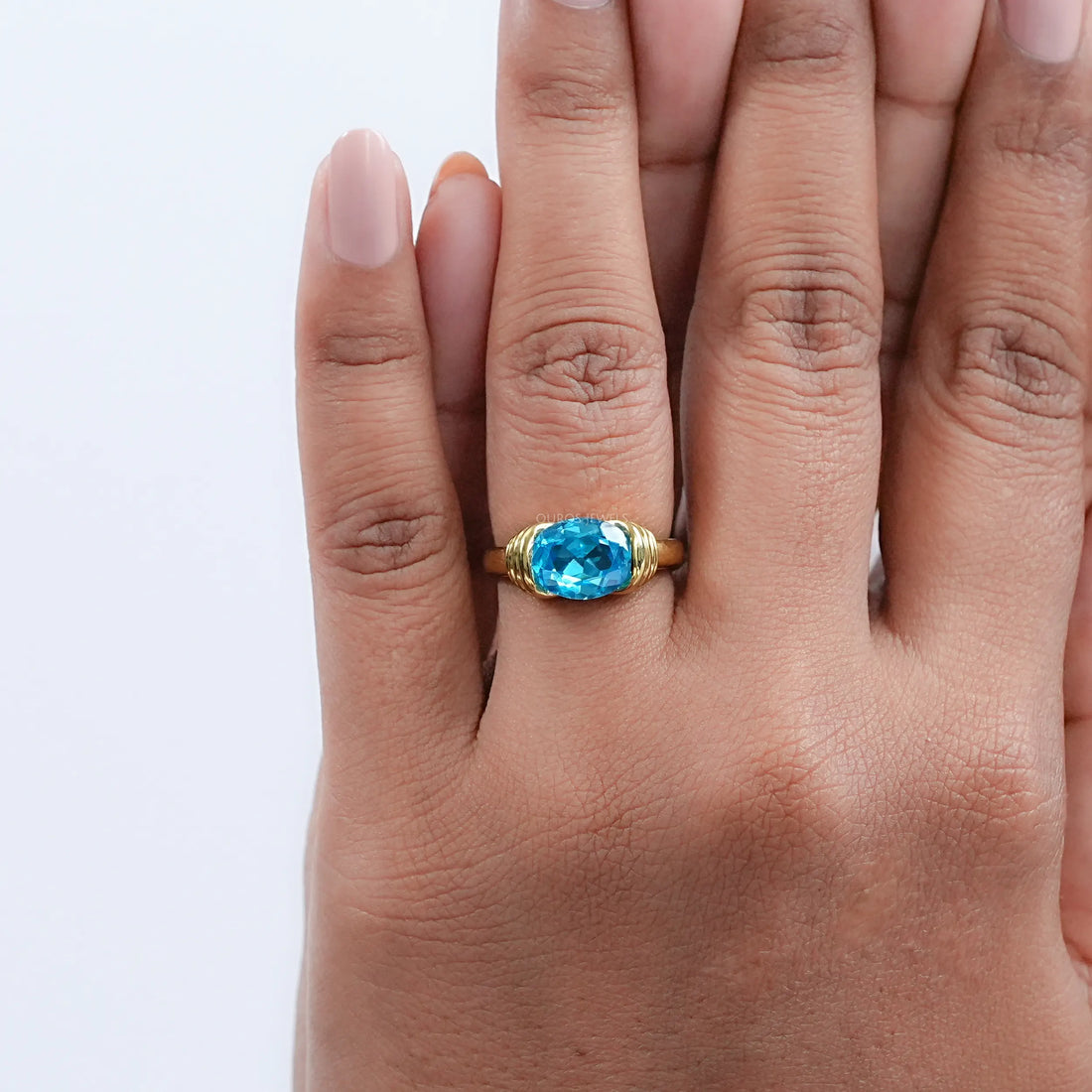 East-West Blue Oval Gemstone Solitaire Ring Rings