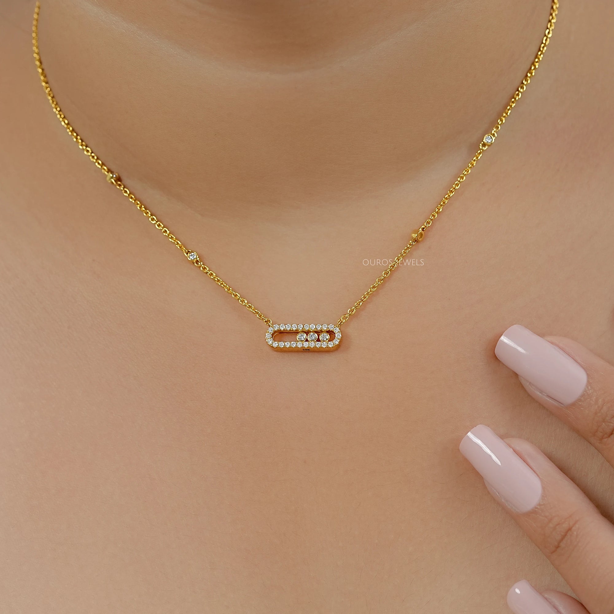 Movable Lab Diamond Paperclip Pendant Necklaces