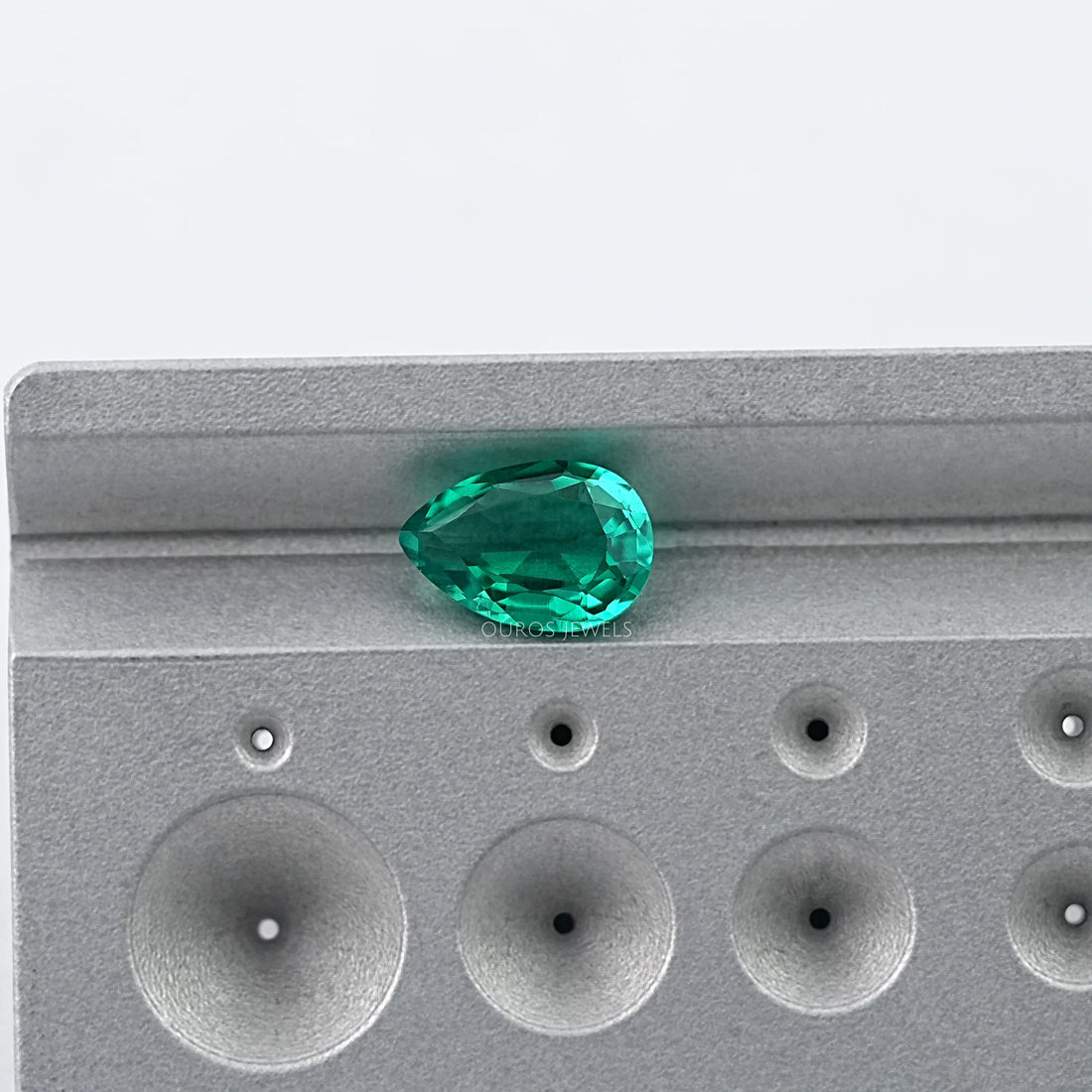 Colombian Green Pear Cut Gemstone Loose