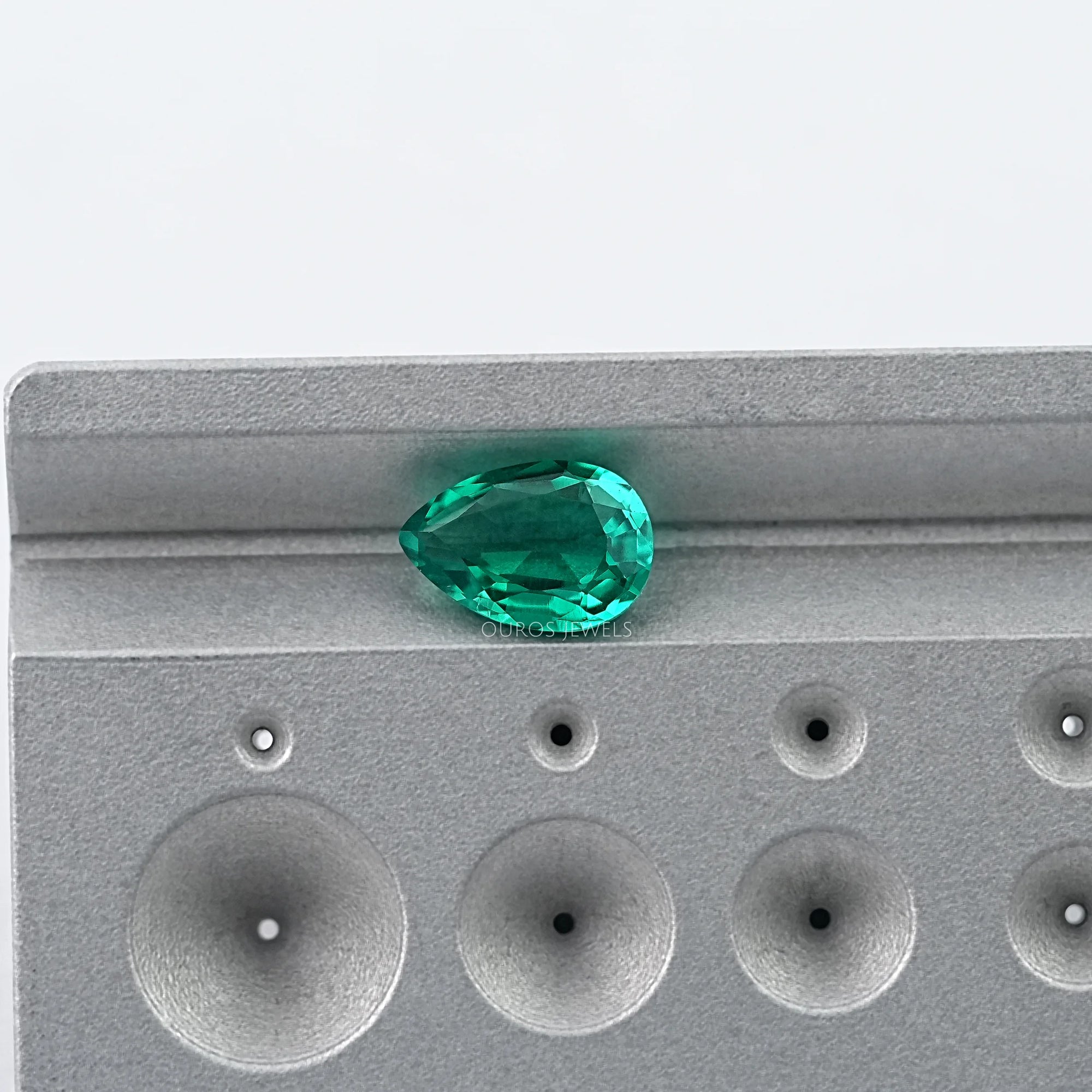 Colombian Green Pear Cut Gemstone Loose