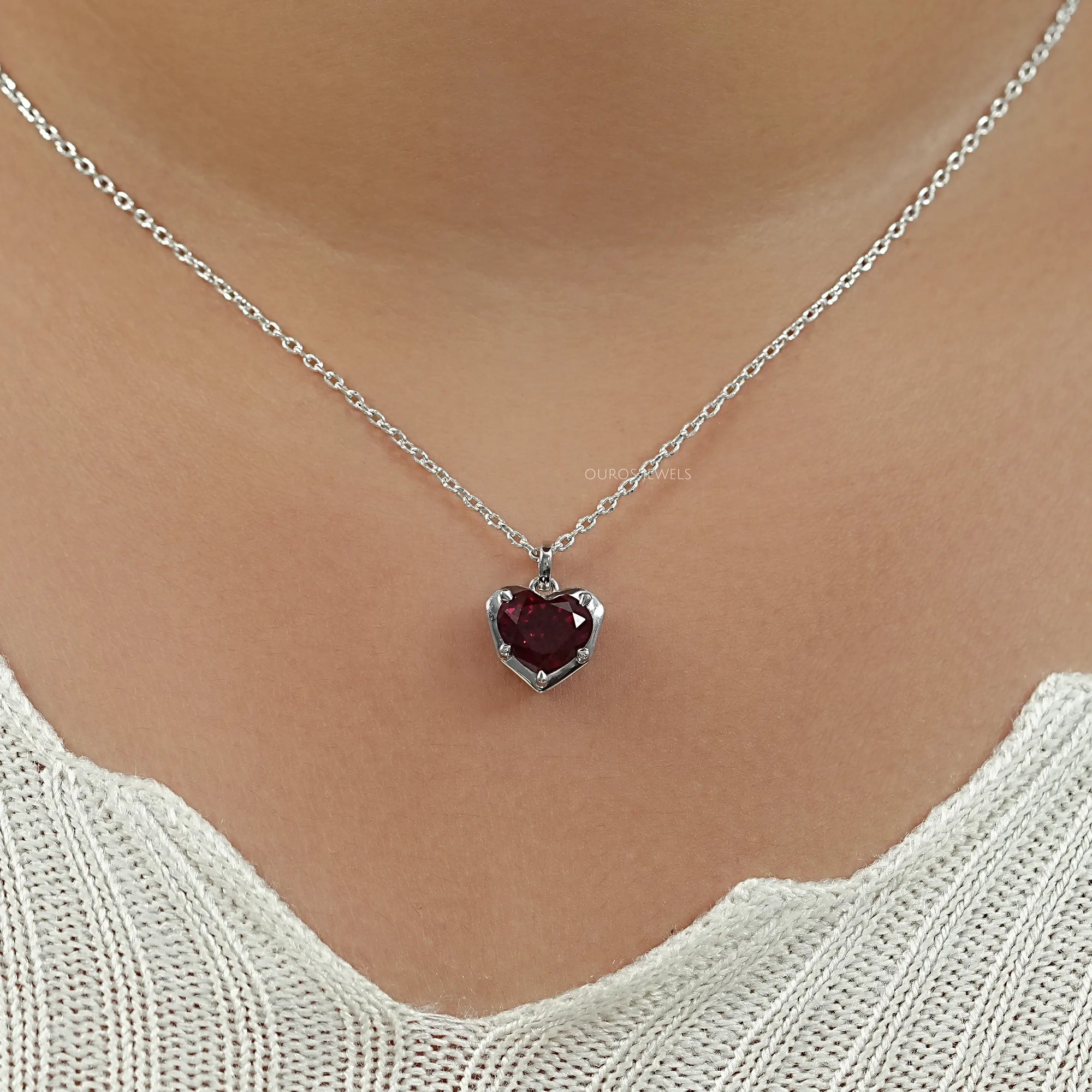 Pigeon Blood Heart Gemstone Bezel Set Pendant Necklaces