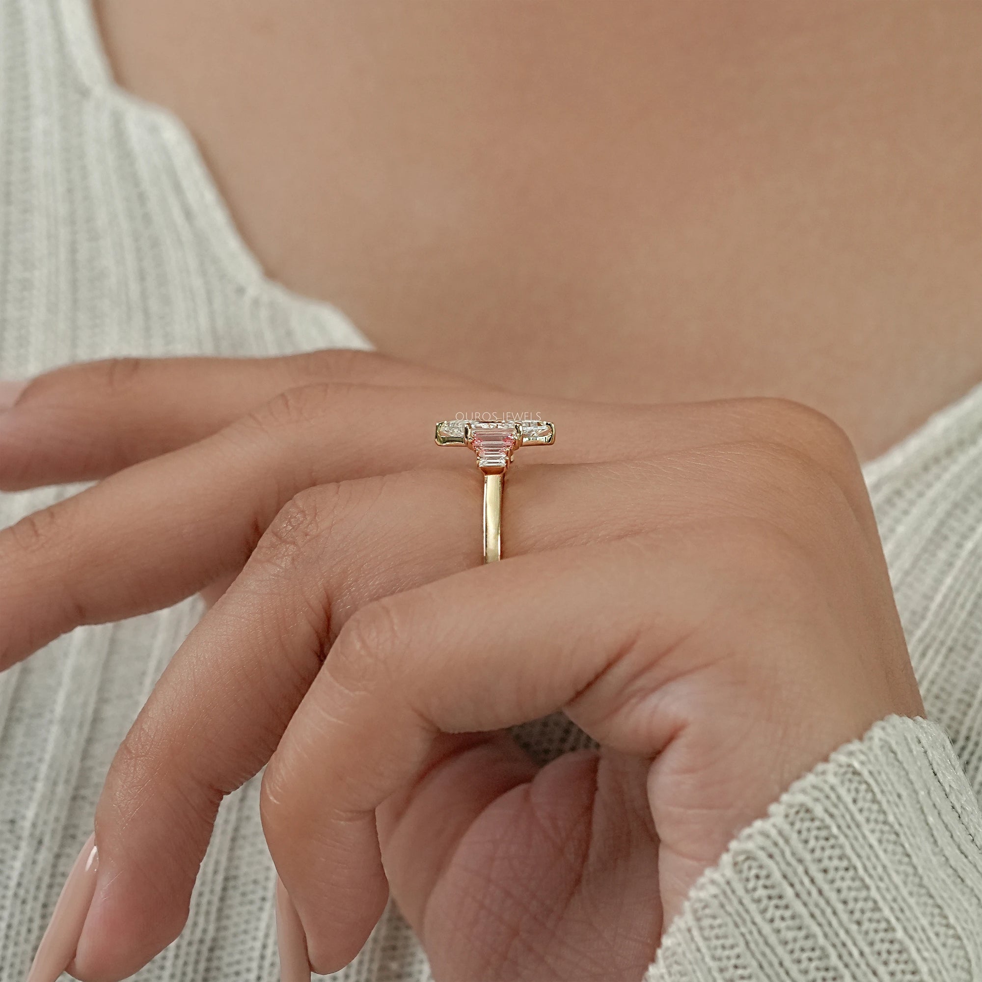 Dutch Marquise Diamond Ring With Baguette