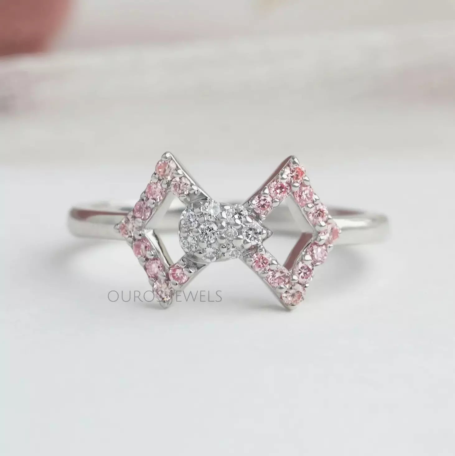 Round Cut Lab Grown Bow Classic Wear Ring Rings