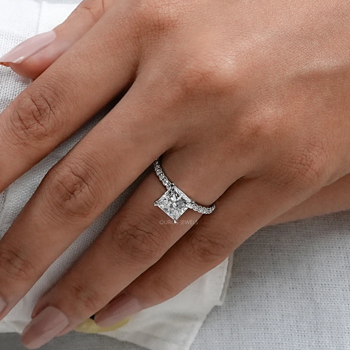 princess-cut lab-grown diamond solitaire accent engagement ring in finger
