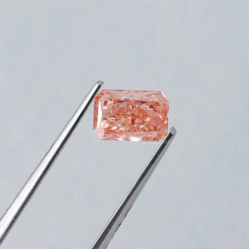 Radiant Cut Lab Grown Diamond With 1.05 Carat