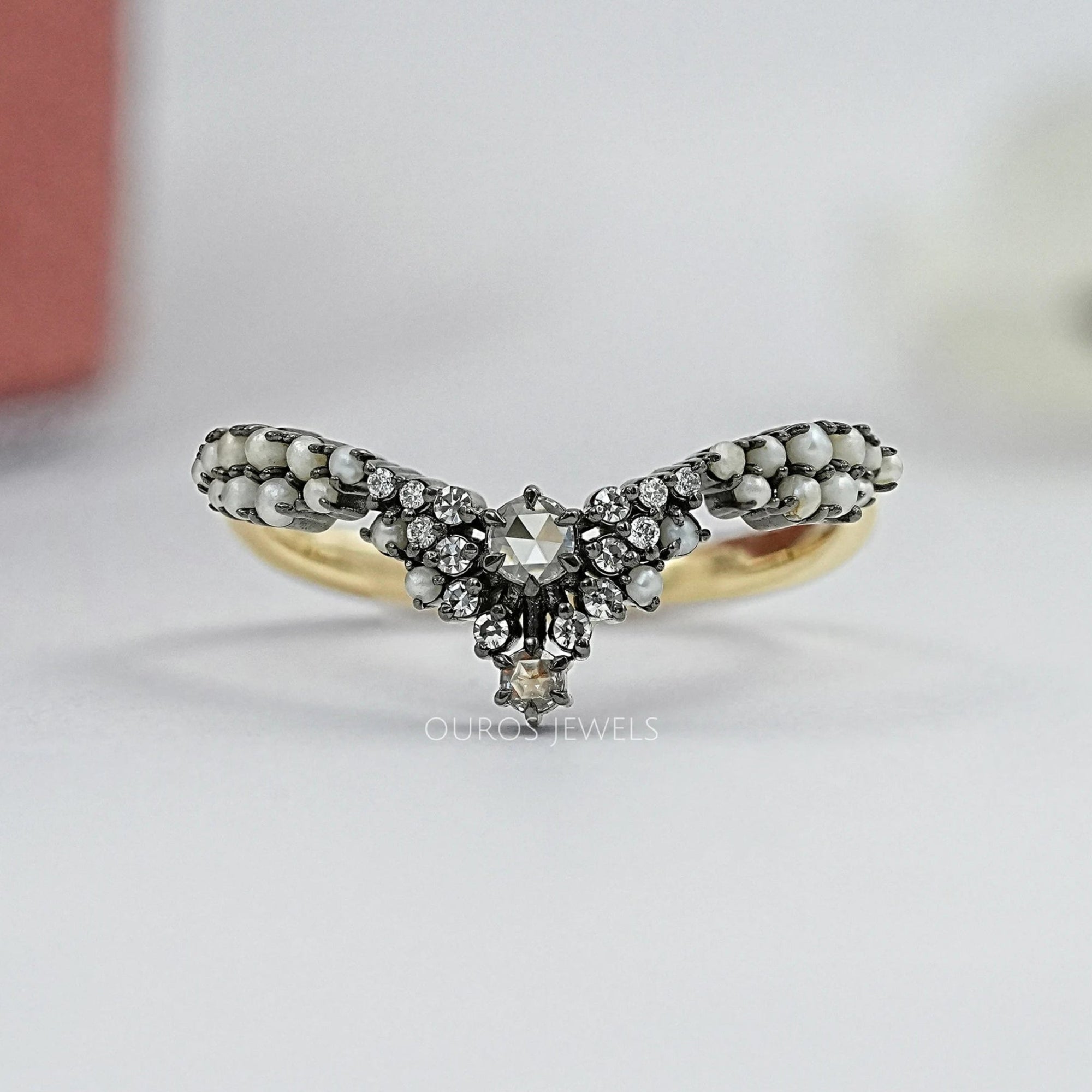Rose Cut Round Diamond Cluster Curved Ring Ring