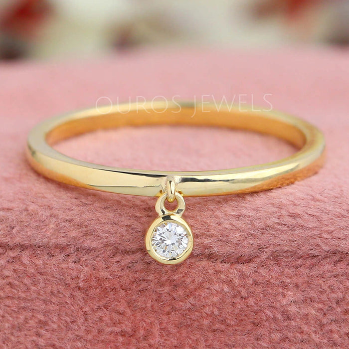 Diamond Dangle Ring With Round Bezel Set
