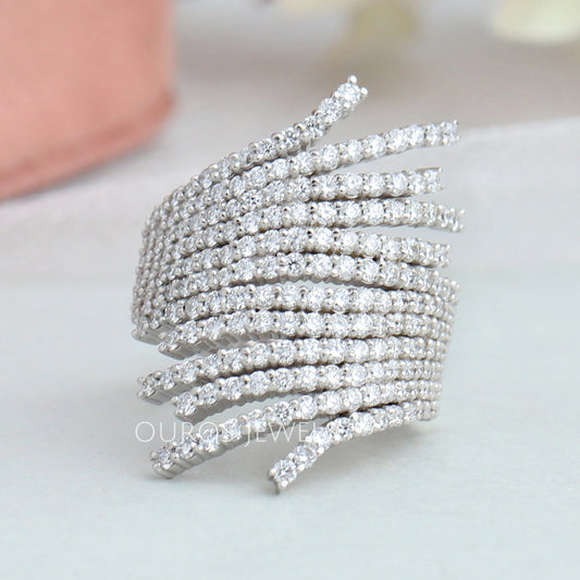 Round Cut Row Bypass Engagement Ring