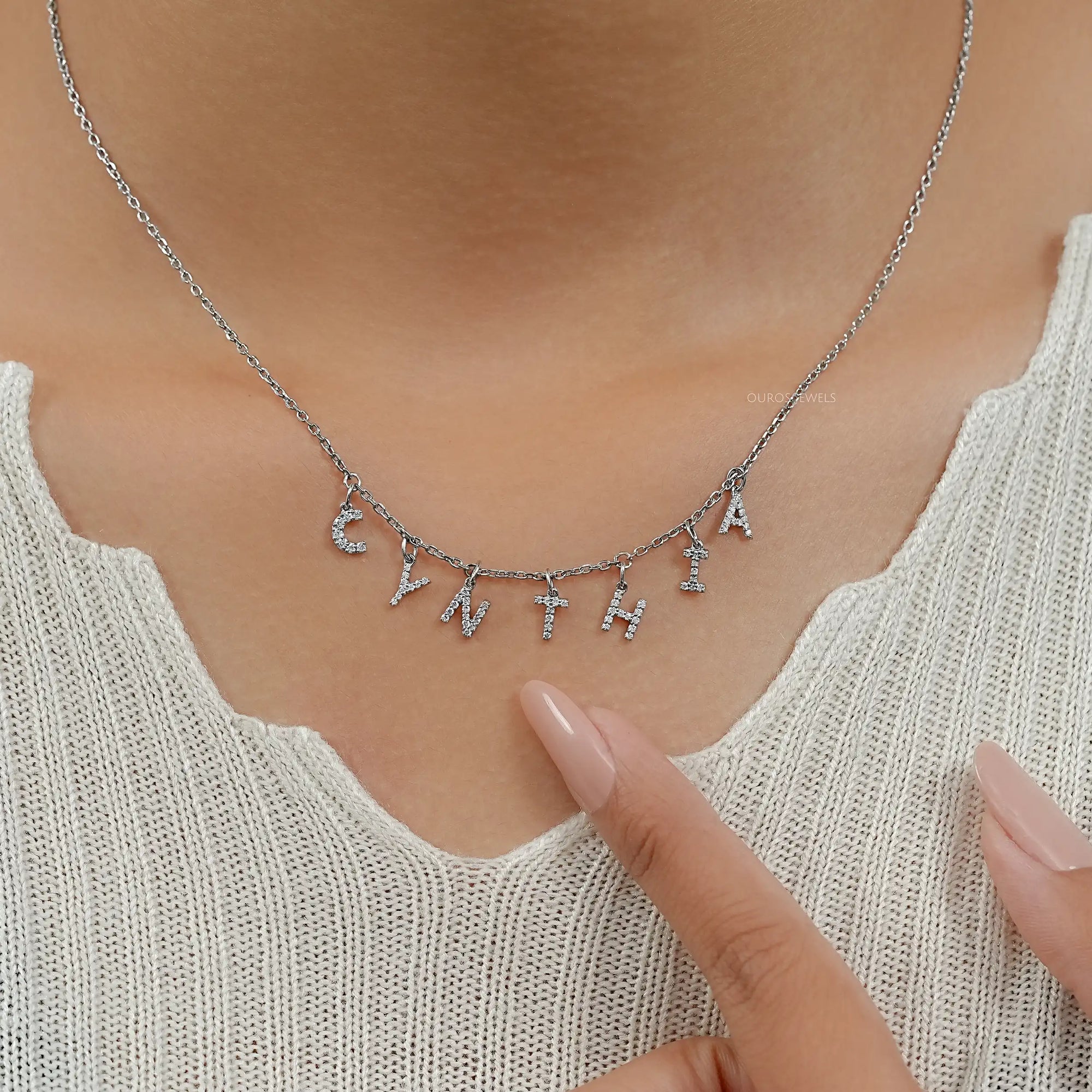 CYNTHIA Letter Round Lab Customize Necklace