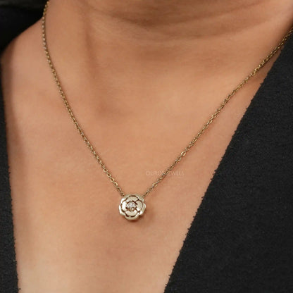 Chanel Camellia Flower Round Diamond Necklace Necklaces