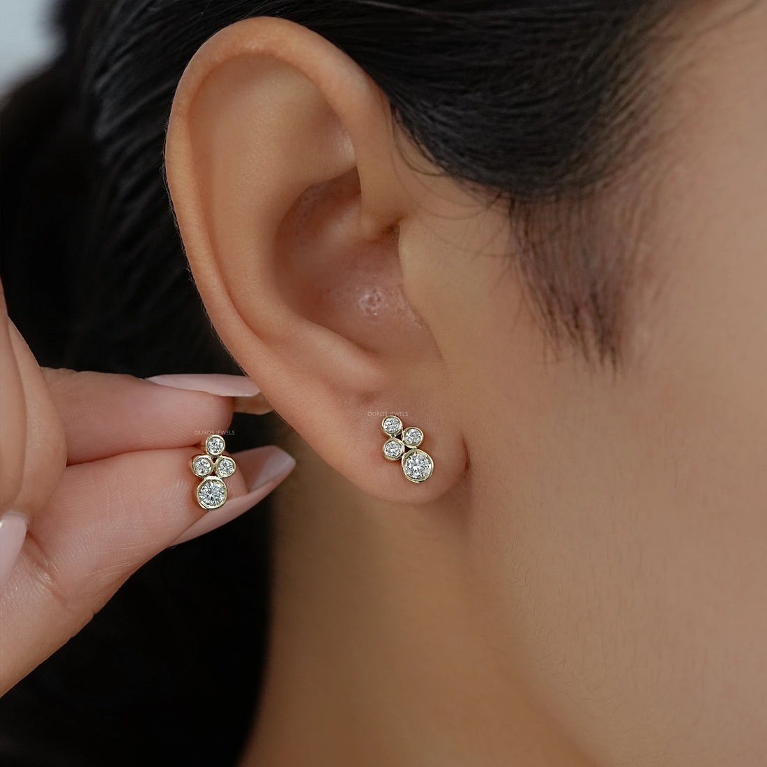 Round Diamond Bezel Set Stud Earrings Earring