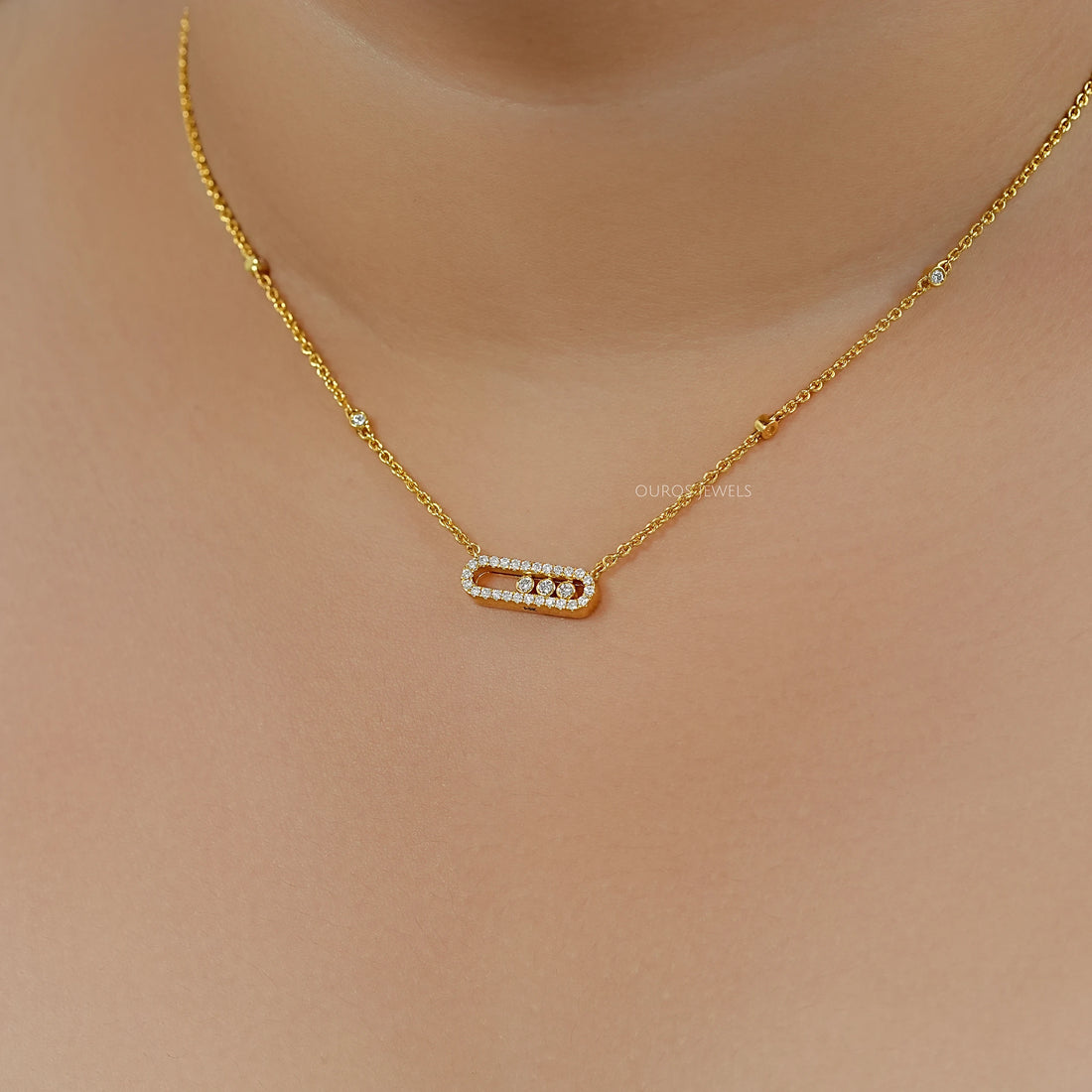 Movable Lab Diamond Paperclip Pendant Necklaces