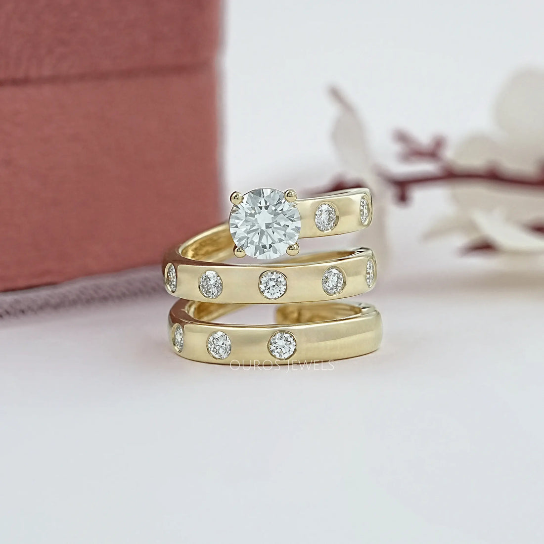 Round Lab Diamond Spiral Wedding Band Rings