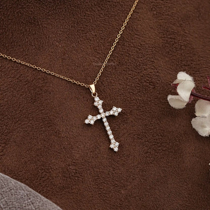 Round Diamond Cross Pendant Necklaces